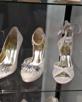 Londra, idee per scarpe Sposa e abiti damigelle