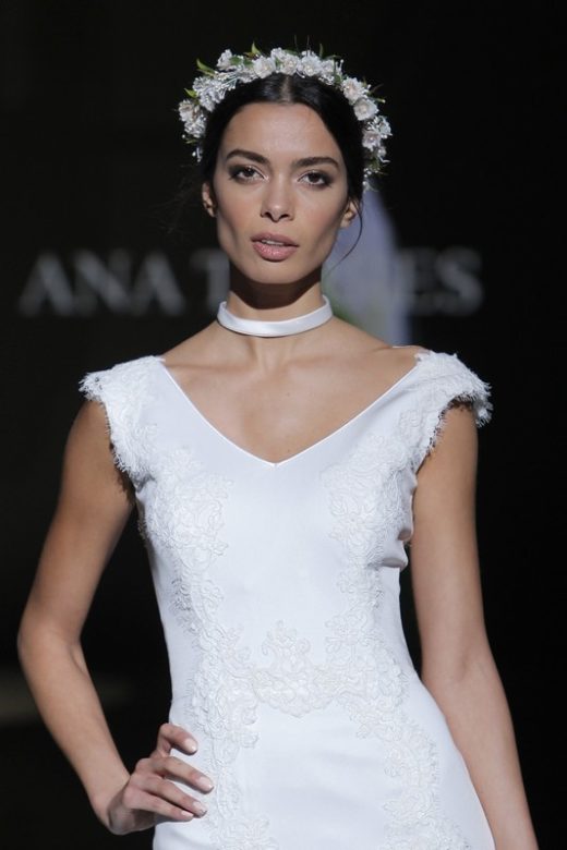 Tiara, diadema o coroncina in testa alla sposa 2017 - Sposi Magazine