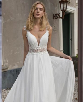 Abiti da sposa stile impero, i bridal dress adatti a tutte le silhouette!