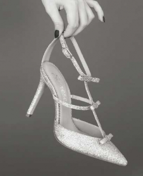 Serrese Sposa, scarpe glitterate e scintillanti per una donna sparkling