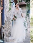 Abiti da sposa Elisabetta Delogu 2019: quando la Primavera si fa tessuto