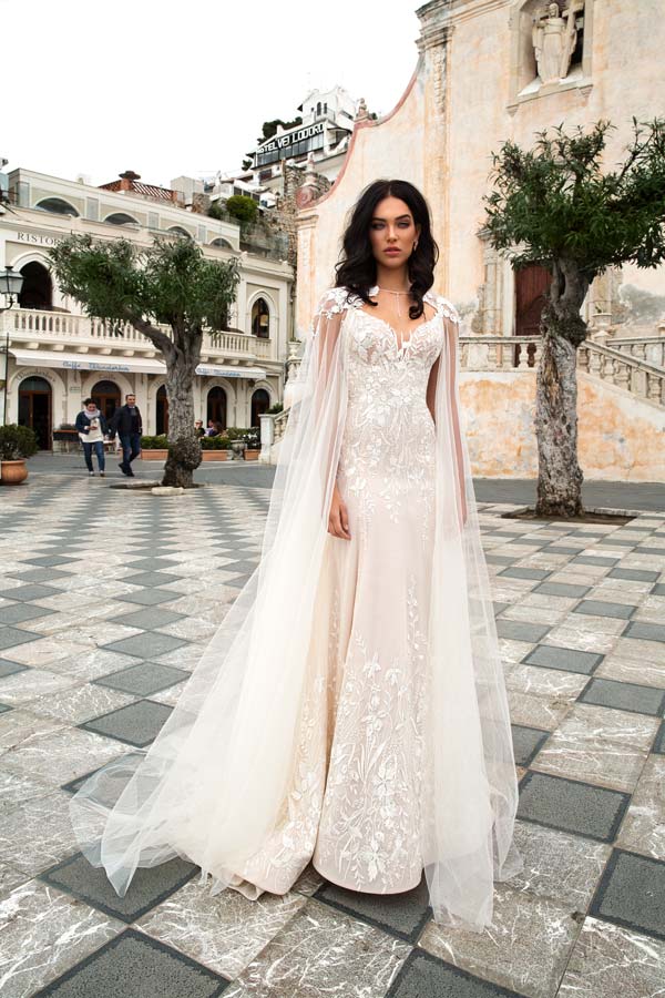 Coprispalle da sposa 2019: l'accessorio ideale per completare il tuo bridal  look!