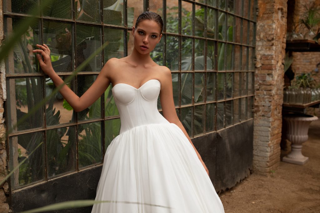 Abiti da sposa White One