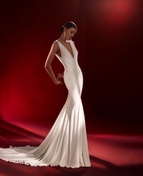 Atelier Pronovias 2022, una collezione ispirata al mondo dell’opera