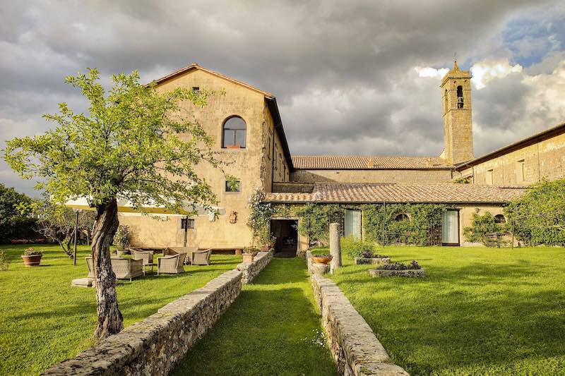 In questa foto il giardino del Convento  San Bartolomeo