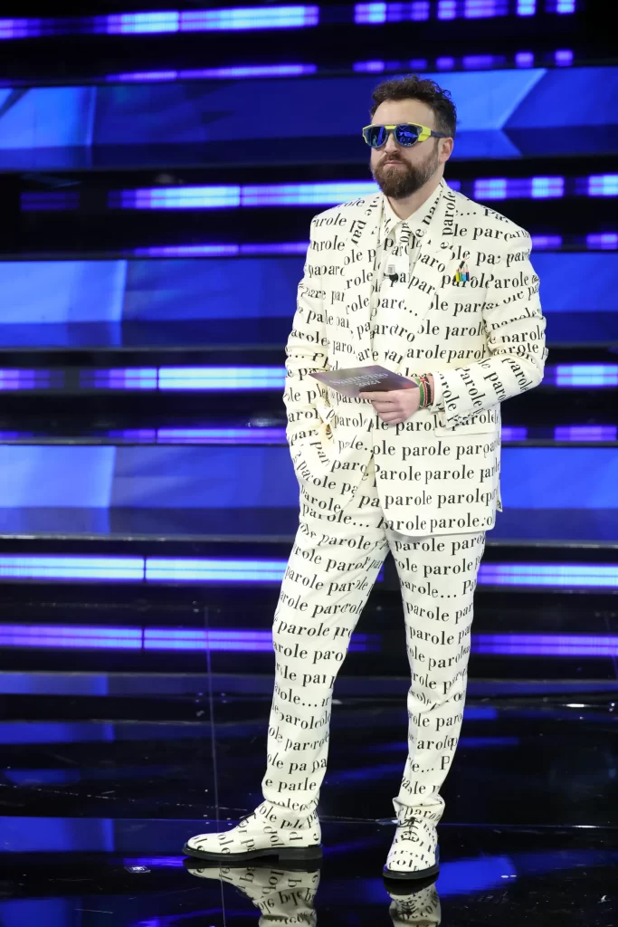 Look Sanremo 2024 dargen d'amico