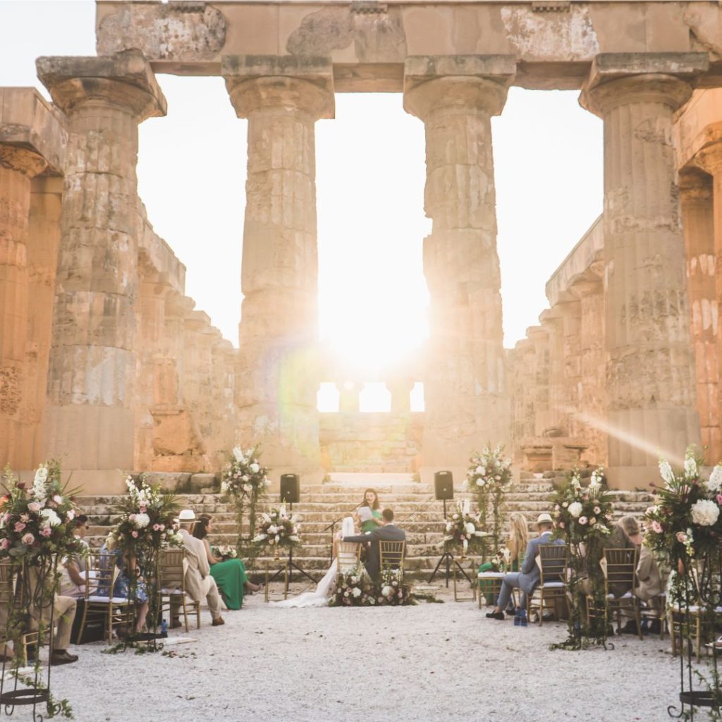 In questa foto un allestimento di matrimonio civile ad agrigento