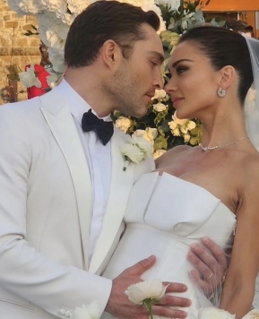 Matrimonio di Ed Westwick ed Amy Jackson: il Sì “italiano” di Chuck di Gossip Girl