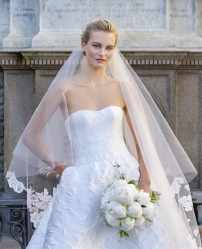 Collezione sposa Peter Langner 2025, Responsability of Beauty è un inno alla sostenibilità