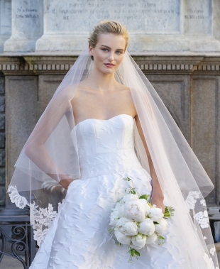 Collezione sposa Peter Langner 2025, Responsability of Beauty è un inno alla sostenibilità