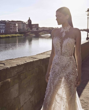 Abiti da sposa sensuali 2025, eleganza ed audacia per il Sì