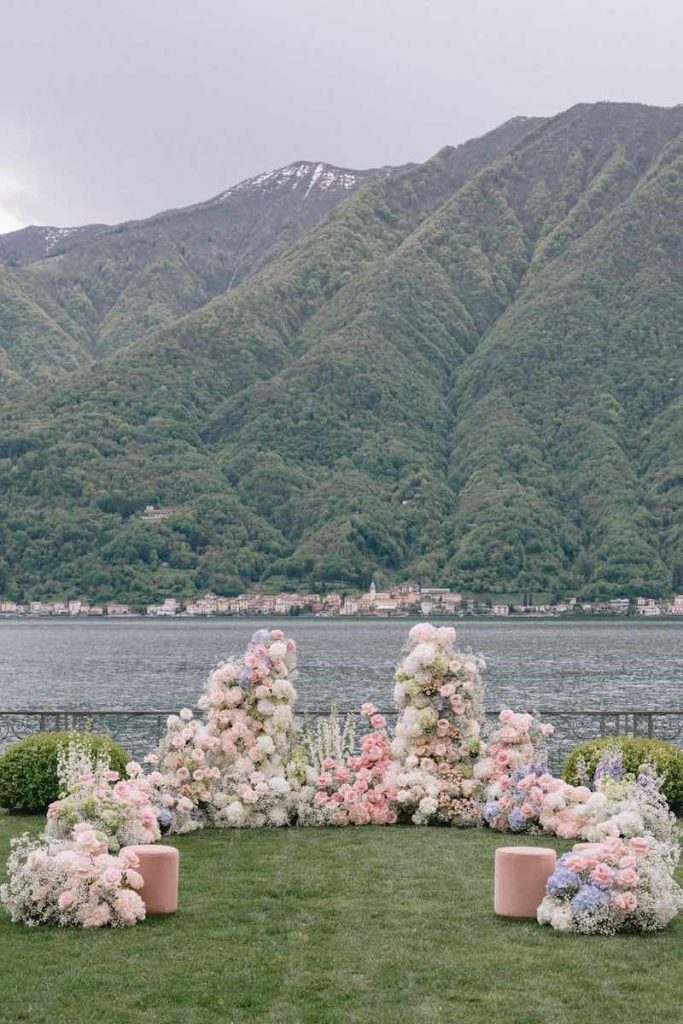 In questa foto uno degli allestimenti matrimonio 2024 per rito civile firmato da Garden of Love