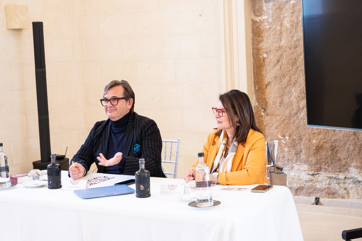 In questa foto il wedding planner angelo garini al suo corso di formazione a matera