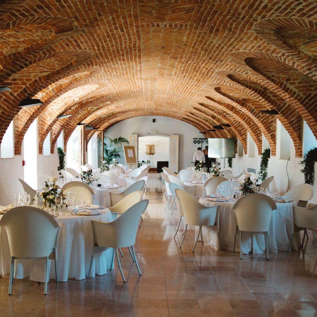 IN questa foto una veduta di Cascina Era location per eventi in piemonte