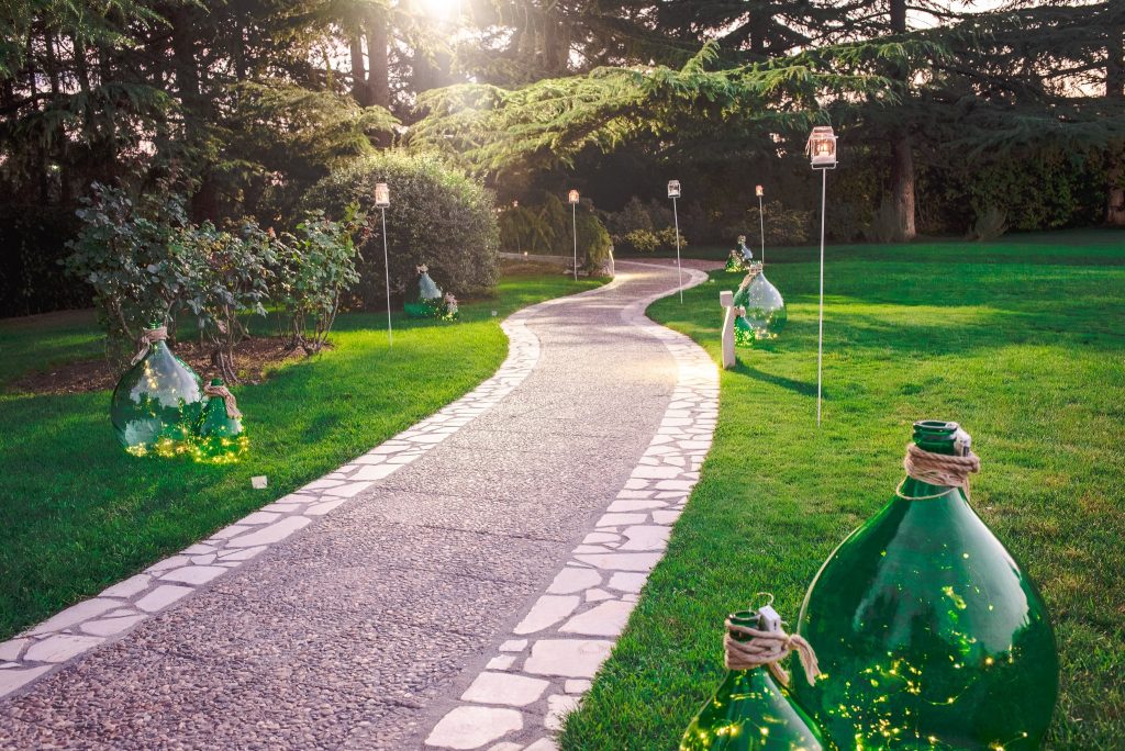 In questa foto la location di matrimoni in puglia villa la siragusa