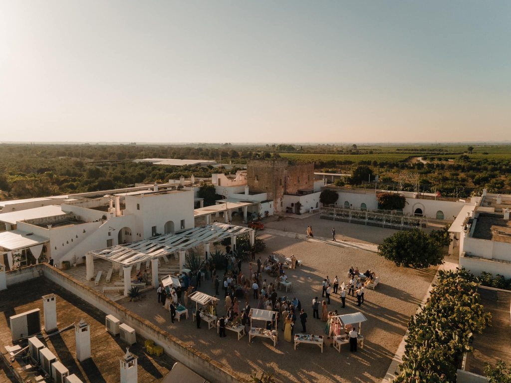 In questa foto la location di matrimoni in puglia masseria potenti