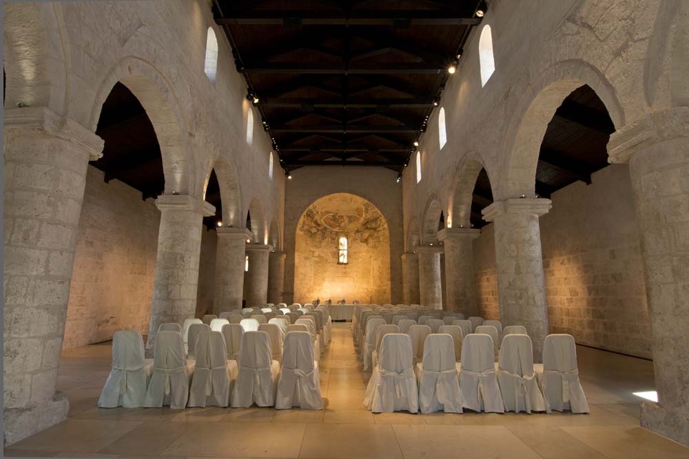 In questa foto la destination wedding venues in puglia relais histò