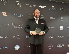 Villa Corsini a Mezzomonte premiata agli UK Wedding Awards 2025