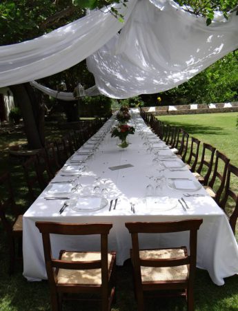 In questa foto un allestimento per matrimoni a Masseria Rossella